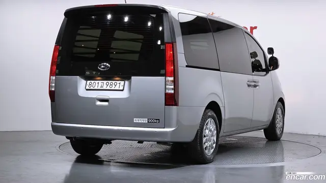 Main__Slider__Photo:Staria Hyundai 2022.0-1