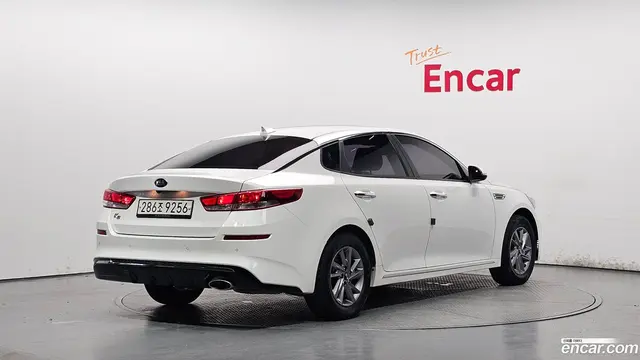 Main__Slider__Photo:K5 Kia 2019.6-1