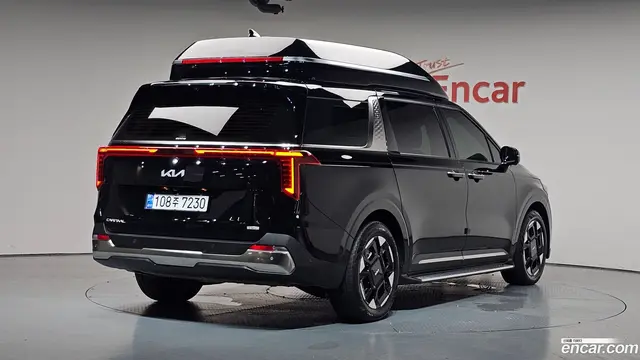 Main__Slider__Photo:Canival Kia 2024.8-1