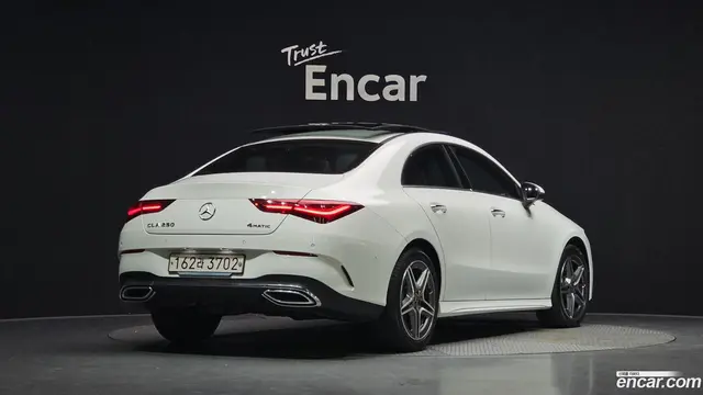 Main__Slider__Photo:CLA-Class Mercedes-Benz 2024.8-1