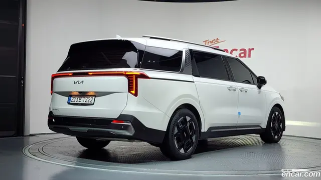Main__Slider__Photo:Canival Kia 2024.5-1