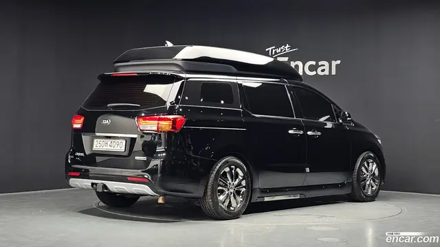 Main__Slider__Photo:Canival Kia 2016.9-1