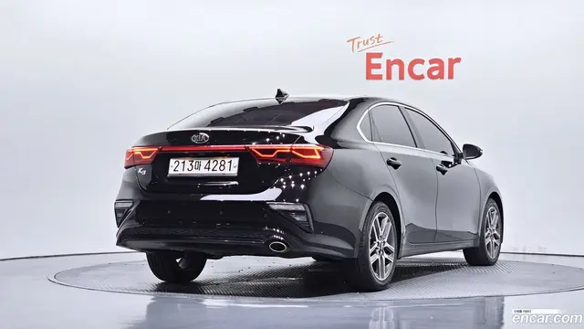 Main__Slider__Photo:K3 Kia 2018.7-1