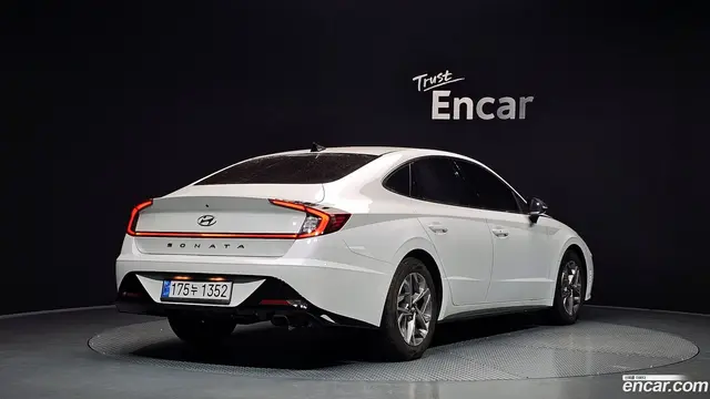 Main__Slider__Photo:Sonata Hyundai 2021.5-1