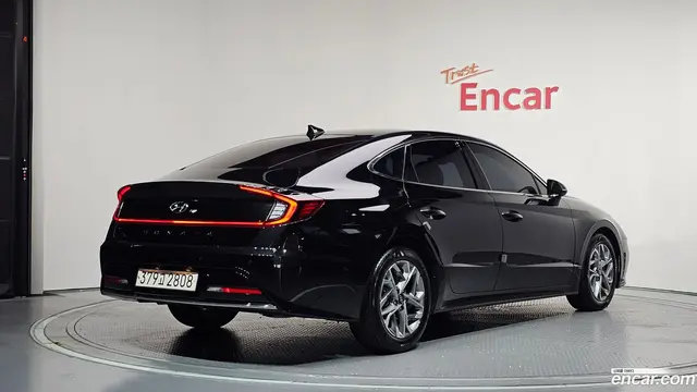 Main__Slider__Photo:Sonata Hyundai 2022.4-1