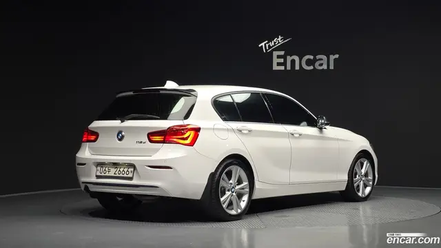 Main__Slider__Photo:1-Series BMW 2019.7-1