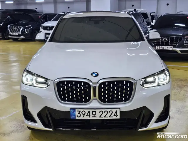 Main__Slider__Photo:X4 BMW 2022.6-1