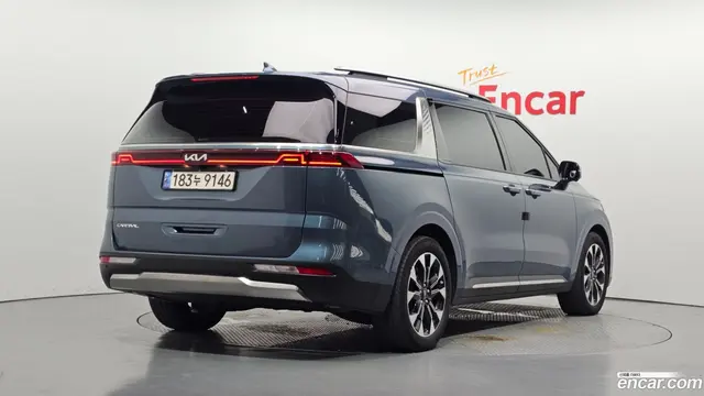 Main__Slider__Photo:Canival Kia 2023.9-1