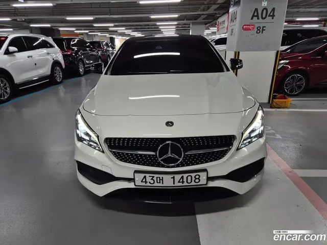 Main__Slider__Photo:CLA-Class Mercedes-Benz 2018.9-1