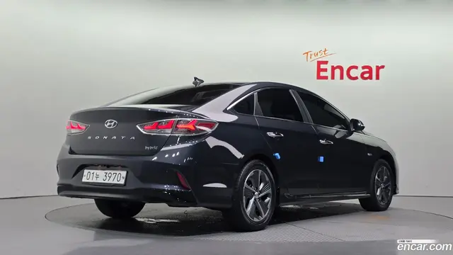Main__Slider__Photo:Sonata Hyundai 2018.3-1