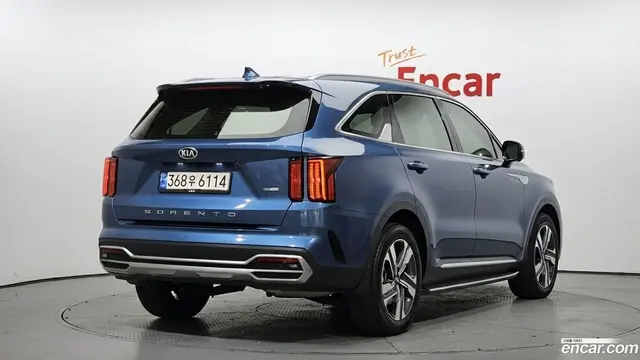 Main__Slider__Photo:Sorento Kia 2021.3-1