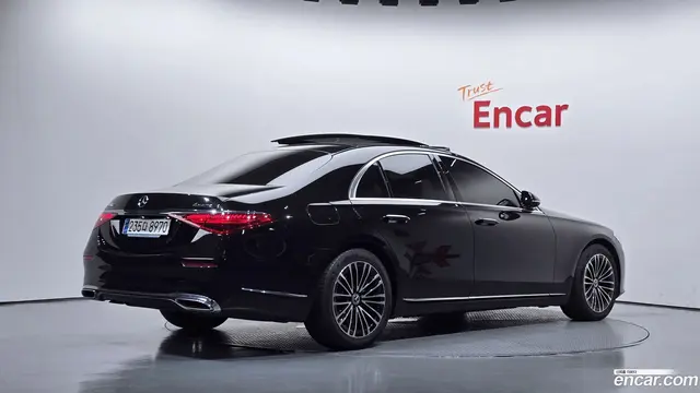 Main__Slider__Photo:S-Class Mercedes-Benz 2024.3-1