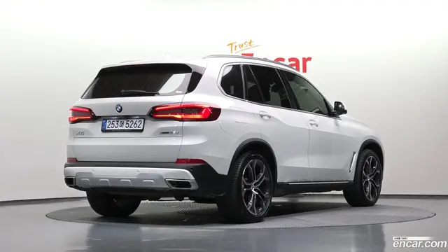 Main__Slider__Photo:X5 BMW 2022.9-1