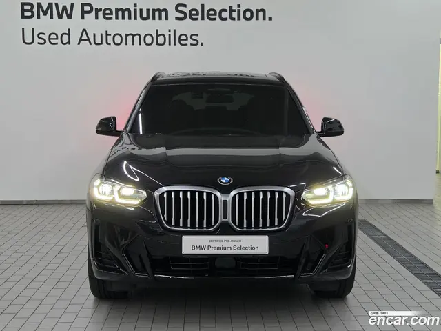 Main__Slider__Photo:X3 BMW 2021.11-1
