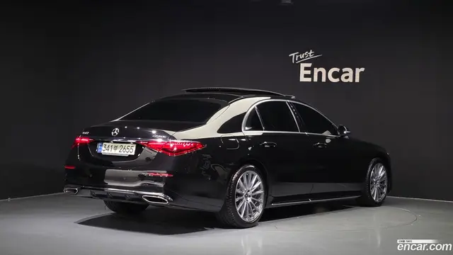 Main__Slider__Photo:S-Class Mercedes-Benz 2021.5-1