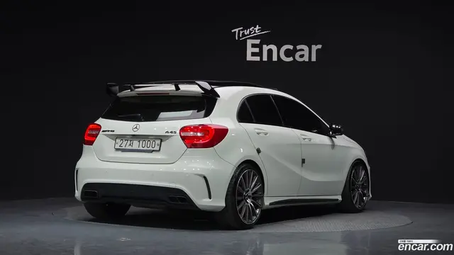 Main__Slider__Photo:A-Class Mercedes-Benz 2015.5-1