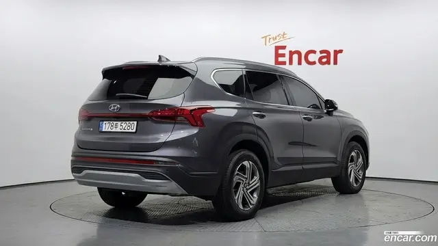 Main__Slider__Photo:Santafe Hyundai 2023.0-1