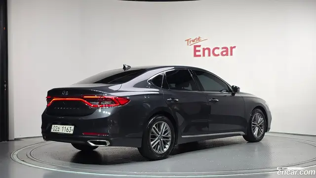 Main__Slider__Photo:Grandeur Hyundai 2018.5-1