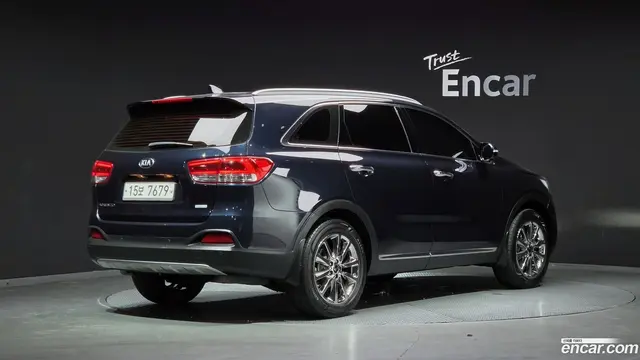 Main__Slider__Photo:Sorento Kia 2016.11-1