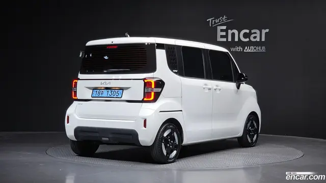 Main__Slider__Photo:RAY Kia 2024.6-1