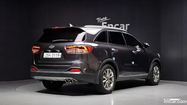 Main__Slider__Photo:Sorento Kia 2016.9-1