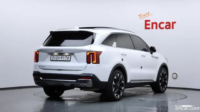 Main__Slider__Photo:Sorento Kia 2024.6-1