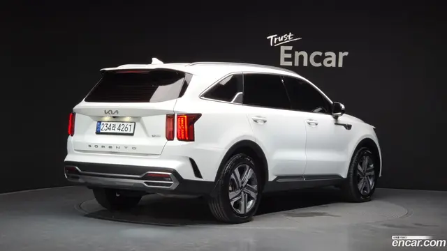 Main__Slider__Photo:Sorento Kia 2021.8-1