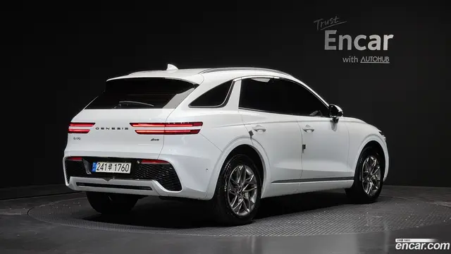 Main__Slider__Photo:GV70 Genesis 2021.1-1