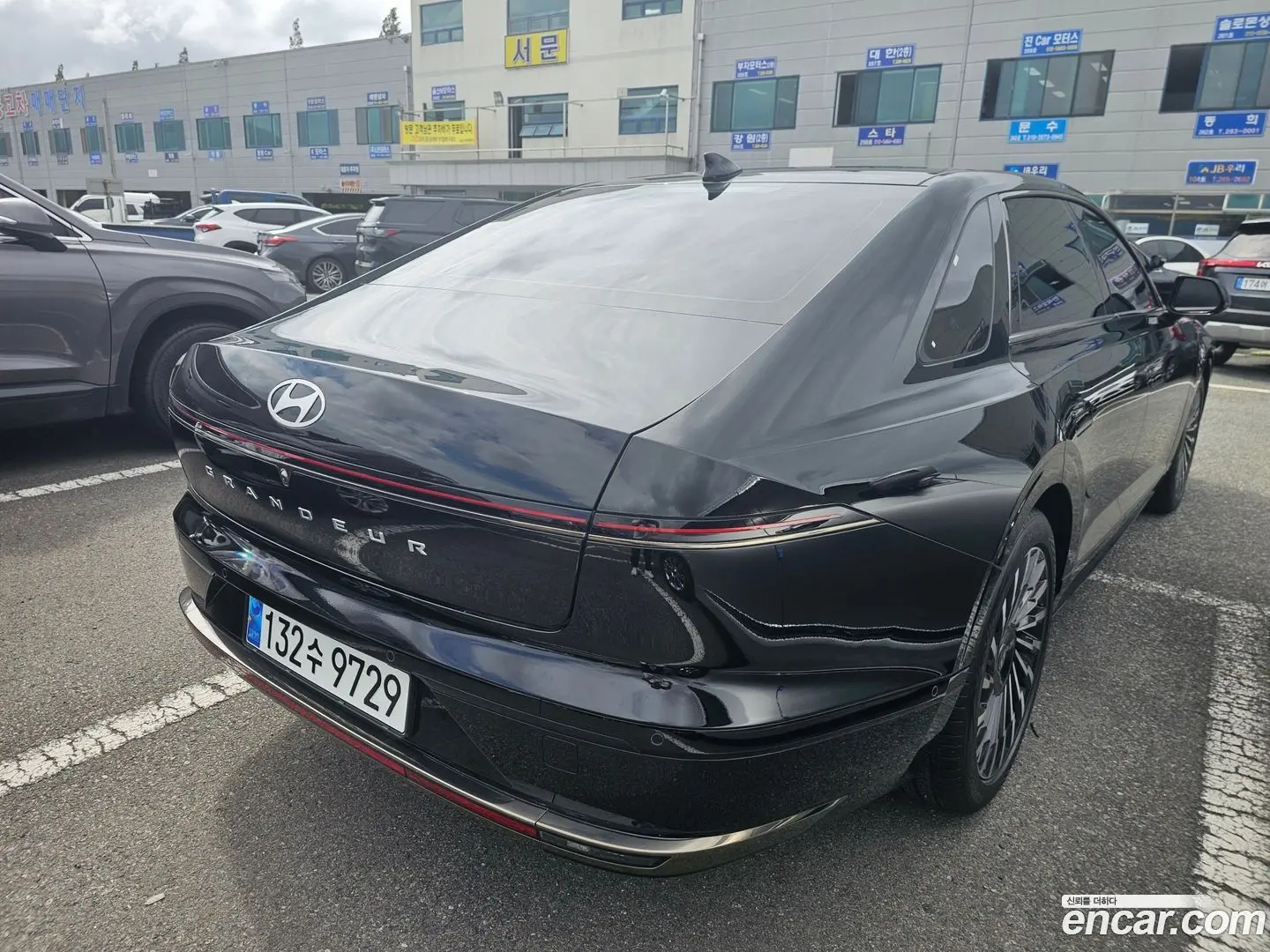 Main__Slider__Photo:Grandeur Hyundai 2023.8-1
