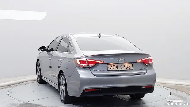 Main__Slider__Photo:Sonata Hyundai 2016.7-1
