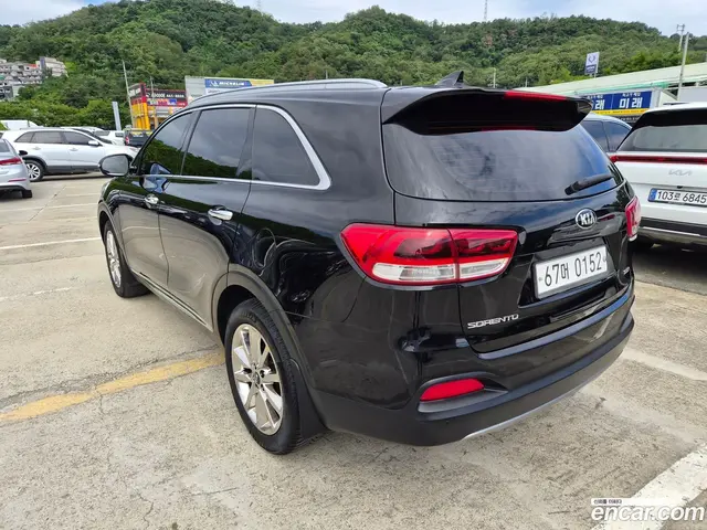 Main__Slider__Photo:Sorento Kia 2016.8-1