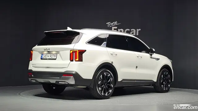 Main__Slider__Photo:Sorento Kia 2023.8-1