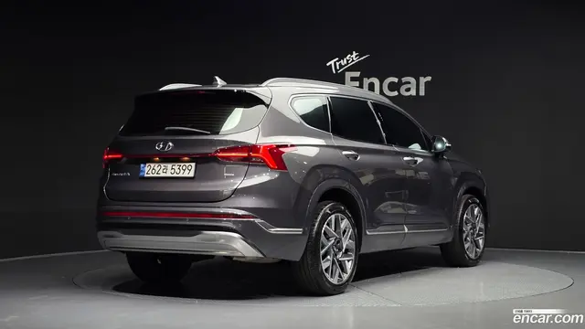 Main__Slider__Photo:Santafe Hyundai 2022.10-1
