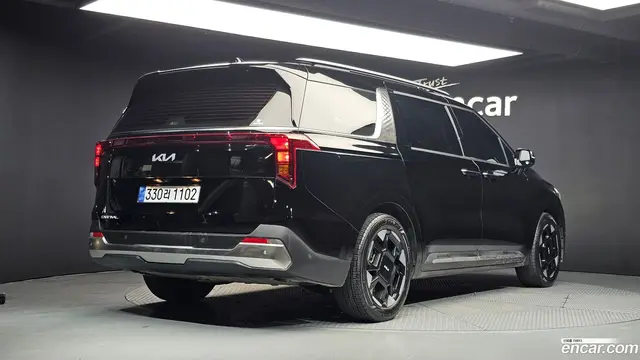 Main__Slider__Photo:Canival Kia 2025.4-1