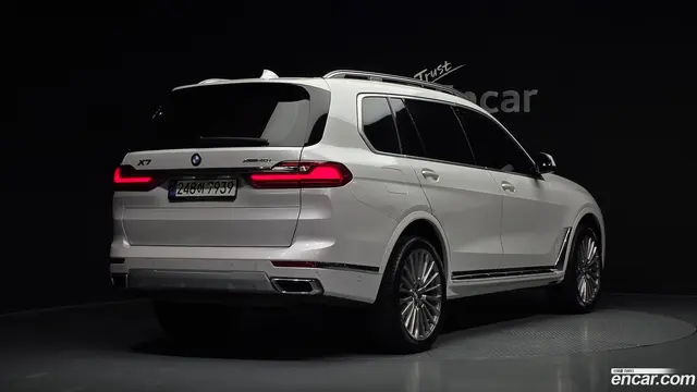 Main__Slider__Photo:X7 BMW 2021.6-1