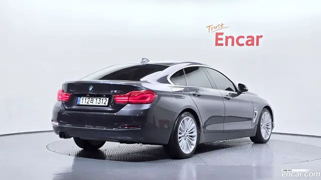 Main__Slider__Photo:4-Series BMW 2017.9-1