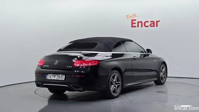 Main__Slider__Photo:C-Class Mercedes-Benz 2020.3-1