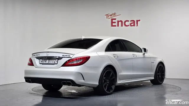 Main__Slider__Photo:CLS-Class Mercedes-Benz 2015.9-1