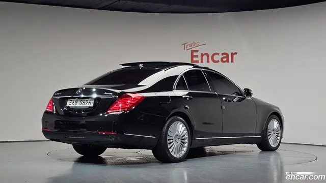 Main__Slider__Photo:S-Class Mercedes-Benz 2016.0-1