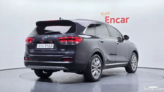 Main__Slider__Photo:Sorento Kia 2017.1-1