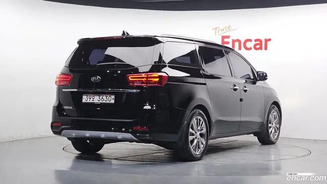 Main__Slider__Photo:Canival Kia 2019.1-1
