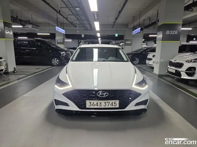 Main__Slider__Photo:Sonata Hyundai 2022.5-1
