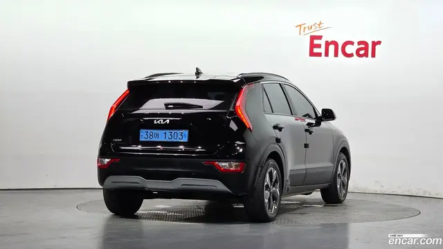 Main__Slider__Photo:Niro Kia 2022.6-1