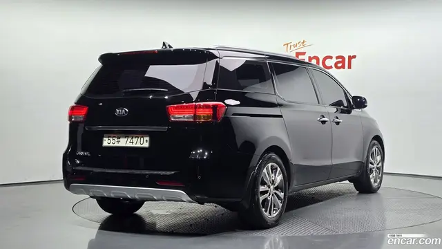 Main__Slider__Photo:Canival Kia 2017.9-1