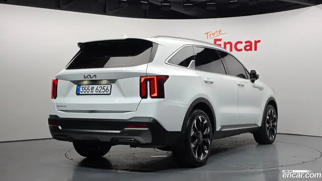 Main__Slider__Photo:Sorento Kia 2024.2-1