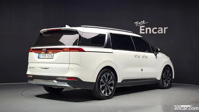 Main__Slider__Photo:Canival Kia 2020.9-1