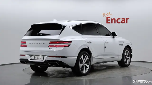 Main__Slider__Photo:GV80 Genesis 2022.8-1