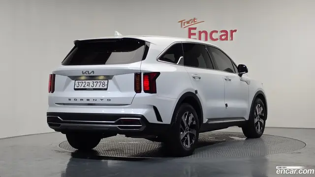 Main__Slider__Photo:Sorento Kia 2022.5-1