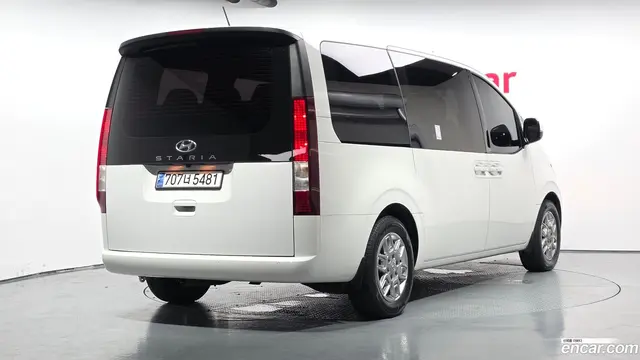 Main__Slider__Photo:Staria Hyundai 2024.1-1