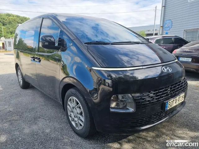 Main__Slider__Photo:Staria Hyundai 2023.5-1